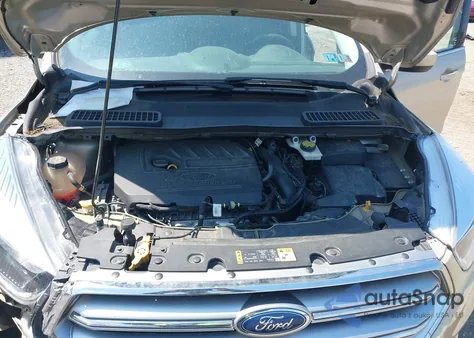 2017 Ford Escape Se from USA, damaged, VIN 1FMCU9GD5HUE00196